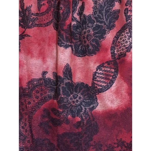 Cute, comfortable sheer top - Picture 3 of 3